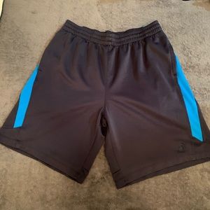 Starter men’s gym shorts